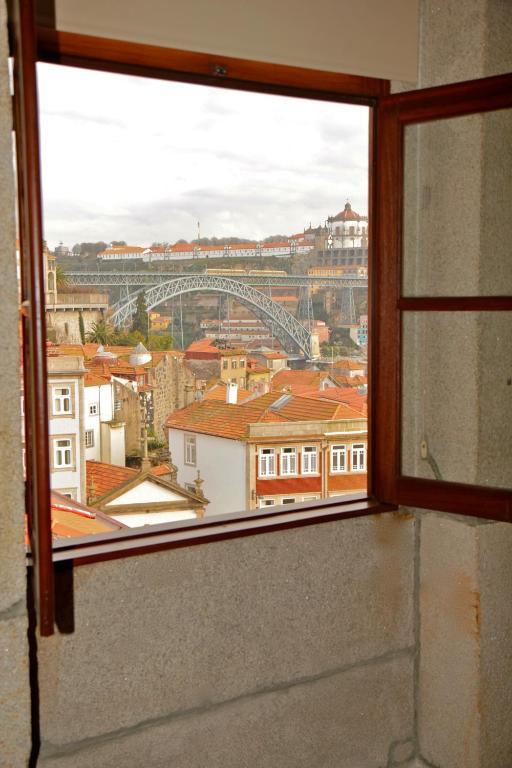Low Cost Tourist Apartments - Palacio Da Bolsa Porto Szoba fotó